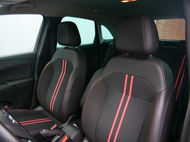 Opel Crossland 1.2 Turbo GS Line 130 Pk Navi / DAB / Apple Carplay / PDC