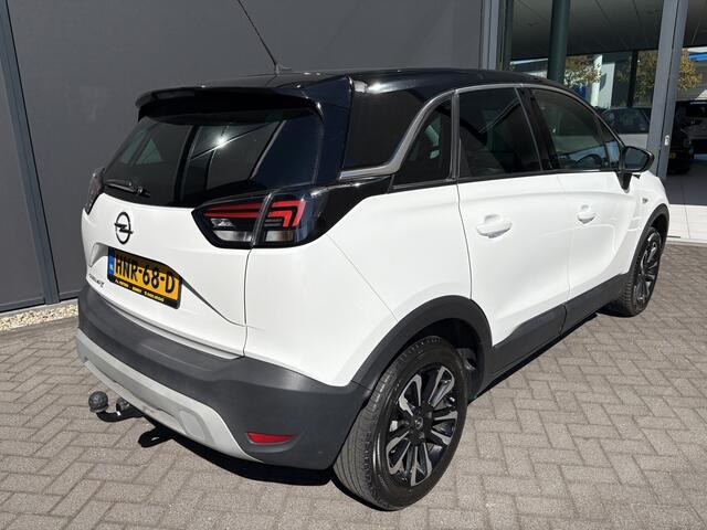 Opel Crossland 1.2 Turbo Elegance Achteruitrijcamera - Airco - Apple carplay - Bluetooth - Cruise control - Radio - Navigatie - Trekhaak - Elektrische ramen - Led verlichting - Start/stop systeem - Licht metalen velgen 16 inch - Stuur multifunctioneel