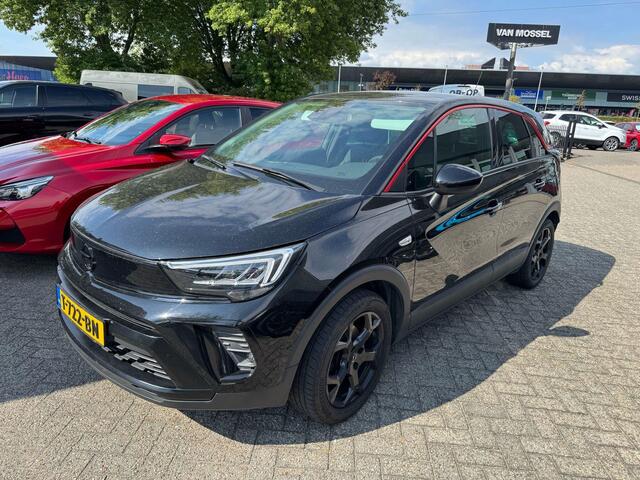 Opel Crossland 1.2 Turbo GS Line | 130pk | Navigatie | 49.000km | 17" Lichtmetalen Velgen |