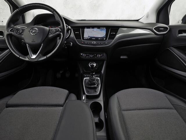 Opel Crossland 1.2 Turbo Elegance (APPLE CARPLAY, GROOT NAVI, CLIMATE, STUUR/STOELVERWARMING, SPORTSTOELEN, TREKHAAK, GETINT GLAS, CRUISE, NIEUWSTAAT)