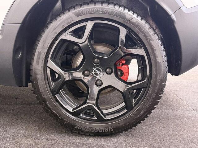 Opel Crossland 1.2T 130pk Ultimate Automaat Pano/Camera/LED /Alcantara/HeadUp Display/LM Velgen/AGR/Winterpakket
