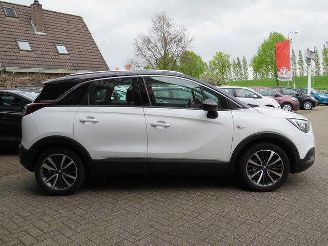 Opel Crossland X 1.2 Turbo Innovation Automaat| 110-PK | Clima-Airco | Navigatie | Panoramadak | Incl. BOVAG Garantie |