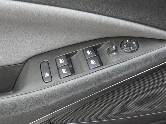 Opel Crossland X 1.2 Turbo Innovation/ lage km/ zeer mooi!