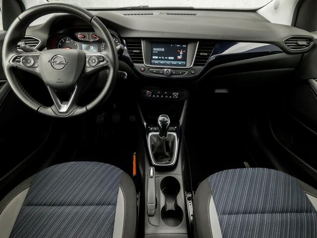 Opel Crossland X 1.2 120 Jaar Edition (APPLE CARPLAY, CRUISE, AIRCO, GETINT GLAS, LED, SPORTSTOELEN, LM VELGEN, NIEUWE APK, NIEUWSTAAT)