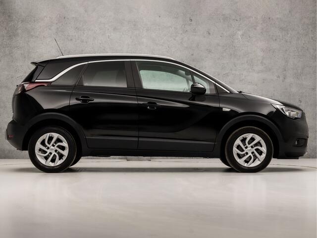 Opel Crossland X 1.2 Turbo Innovation Sport Automaat (APPLE CARPLAY, GROOT NAVI, STUUR/STOELVERWARMING, GETINT GLAS, KEYLESS, LEDER, SPORTSTOELEN, CRUISE, PARKEERSENSOREN, NIEUWSTAAT)
