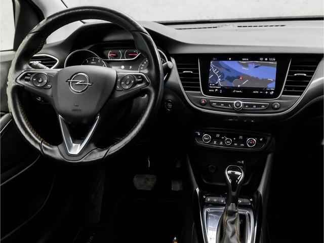 Opel Crossland X 1.2 Turbo Innovation Sport Automaat (APPLE CARPLAY, GROOT NAVI, STUUR/STOELVERWARMING, GETINT GLAS, KEYLESS, LEDER, SPORTSTOELEN, CRUISE, PARKEERSENSOREN, NIEUWSTAAT)