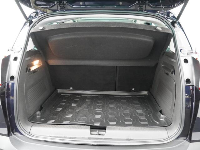 Opel Crossland X 1.2 Turbo Innovation | Hoge instap | L.M Velgen | Metallic | Trekhaak |