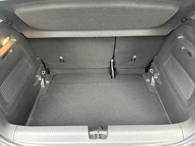 Opel Crossland X Edition 1.2 Turbo 110pk | ALL SEASON BANDEN | NAVI | PARKEERSENSOREN | ARMSTEUN | ISOFIX |