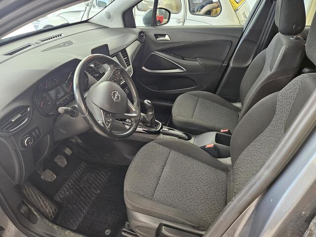 Opel Crossland X 1.2 Online Edition