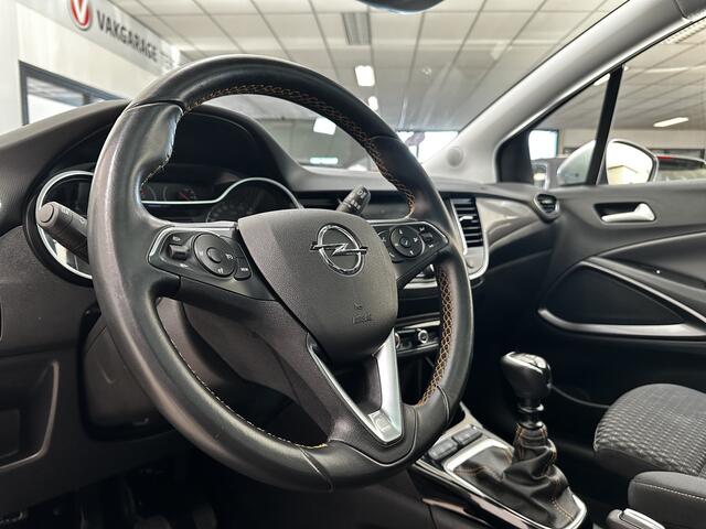 Opel Crossland X 1.2 Turbo Innovation/ D-Riem verv: 63.000 KM!/ 111pk!/ Keyless/ Lane-Assist./ Apple + Android/ DAB+/ Navi/ Comfort-Stoelen/ 16'' LMV/ Camera/ Clima/ Cruise/ Multi. LEDER. Stuur/ Mistl./ PDC V+A/ Chroom/ LED Dagrij