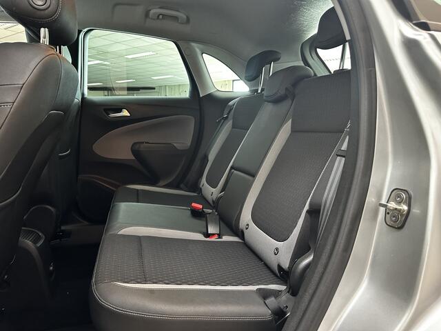 Opel Crossland X 1.2 Turbo Innovation/ D-Riem verv: 63.000 KM!/ 111pk!/ Keyless/ Lane-Assist./ Apple + Android/ DAB+/ Navi/ Comfort-Stoelen/ 16'' LMV/ Camera/ Clima/ Cruise/ Multi. LEDER. Stuur/ Mistl./ PDC V+A/ Chroom/ LED Dagrij