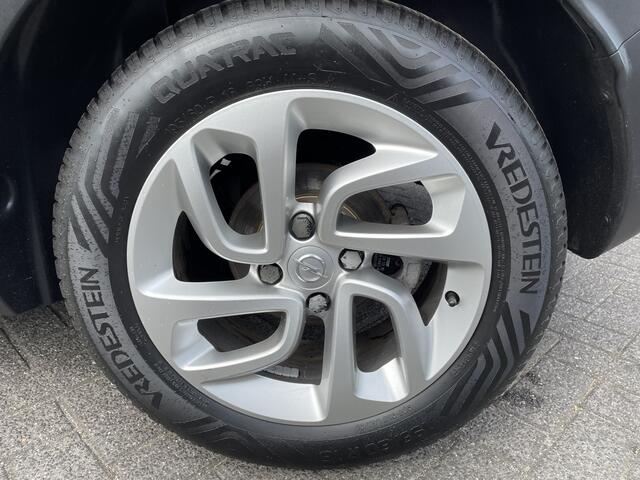 Opel Crossland X 130pk Innovation (Trekhaak - Camera - Parkeersensoren V+A - Stoel-/-stuurverwarming - Navigatie - Apple Carplay - Dodehoek detectie - 4S banden)