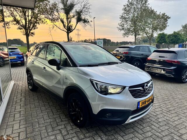 Opel Crossland X 1.2 T. INNOVATION- Camera- Navi- Stoelverwarming - ALL IN PRIJS