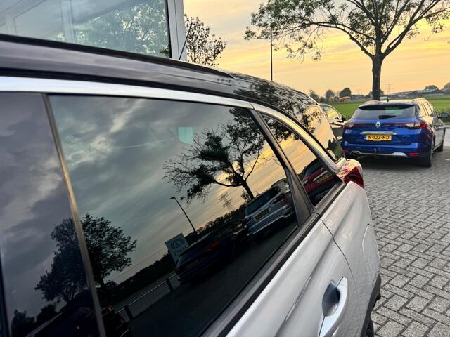 Opel Crossland X 1.2 T. INNOVATION- Camera- Navi- Stoelverwarming - ALL IN PRIJS