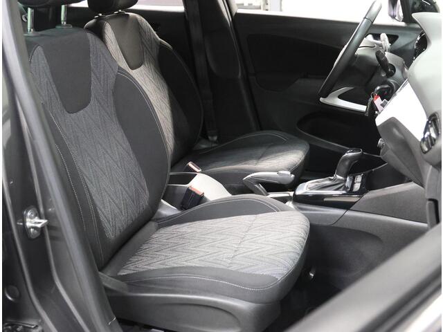 Opel Crossland X 130PK Turbo Edition 2020 | Camera | AUTOMAAT | AppleCarplay/Android Auto | Cruise Control | Climate Control | Navigatie | LED lampen | Two-Tone | Isofix | Privacy Glass | Parkeersensoren |