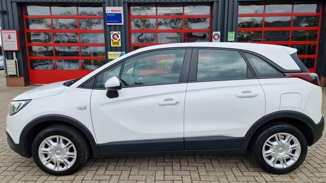 Opel Crossland X 29000 km !!! 1.2 Turbo. Edition