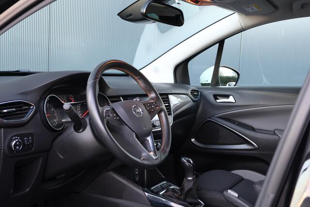 Opel Crossland X 1.2 Turbo Innovation | Nieuwe Distributieriem! | Trekhaak | Camera | Half Leer | Apple Carplay / Android Auto |