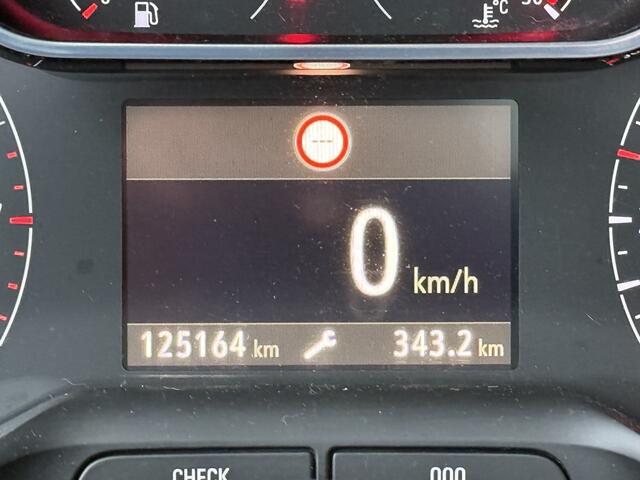 Opel Crossland X BWJ 2018 | 1.2T 111pk Innovation | PANO DAK | CAMERA | CLIMA | NAVI | PRIVACY GLASS | SPORTSTOELEN | WINTERPAKKET | CARPLAY