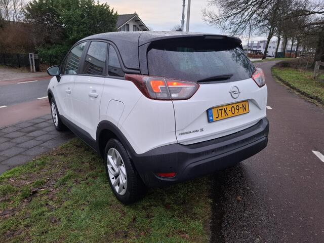 Opel Crossland X 1.2 T. Online Ed.