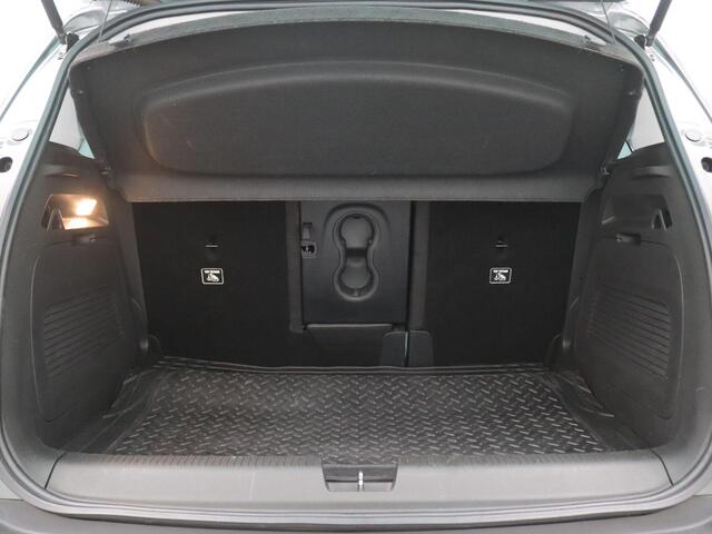 Opel Crossland X 1.2 Turbo Innovation 110PK Aut6 Ergo stoelen, Achteruitrijcamera, Side Assist, PDC voor + achter, Keyless, 16" LM Velgen, Navi