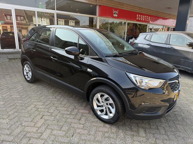 Opel Crossland X 1.2 Turbo Edition Automaat Stoel en stuur verwarming/Camera/Zelf inparkeren.