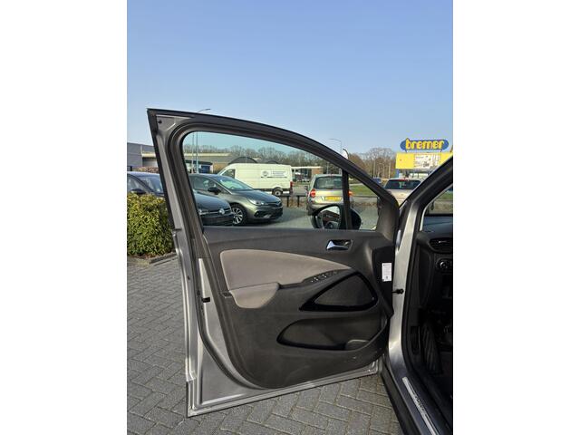 Opel Crossland X 1.2 Turbo 120 Jaar Edition