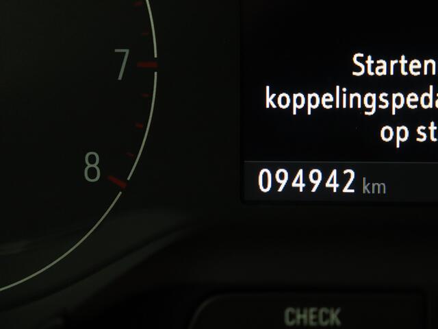 Opel Crossland X 1.2 Turbo Innovation | Parkeerhulp V + A | Navigatie | Climate Control | Carplay |