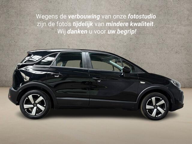 Opel Crossland X 1.2 Sport (APPLE CARPLAY, GROOT NAVI, 360 CAMERA, TREKHAAK, SPORTSTOELEN, LM VELGEN, ELEK PAKKET, LEDER STUURWIEL, NIEUWSTAAT)