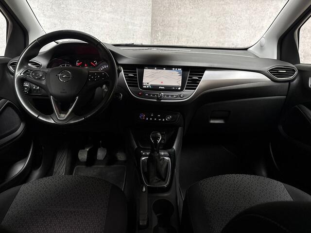 Opel Crossland X 1.2 Sport (APPLE CARPLAY, GROOT NAVI, 360 CAMERA, TREKHAAK, SPORTSTOELEN, LM VELGEN, ELEK PAKKET, LEDER STUURWIEL, NIEUWSTAAT)