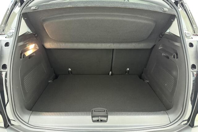 Opel Crossland X 1.2 Turbo Innovation 110 PK | Navigatie | Trekhaak | Climate control | DAB Radio | Lichtmetalen velgen | Parkeersensoren | Hoge instap