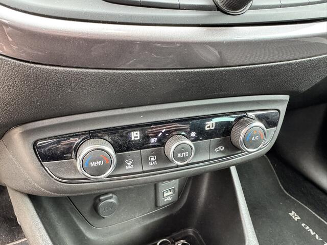 Opel Crossland X 1.2 Turbo Innovation*Navigatie*ECC*