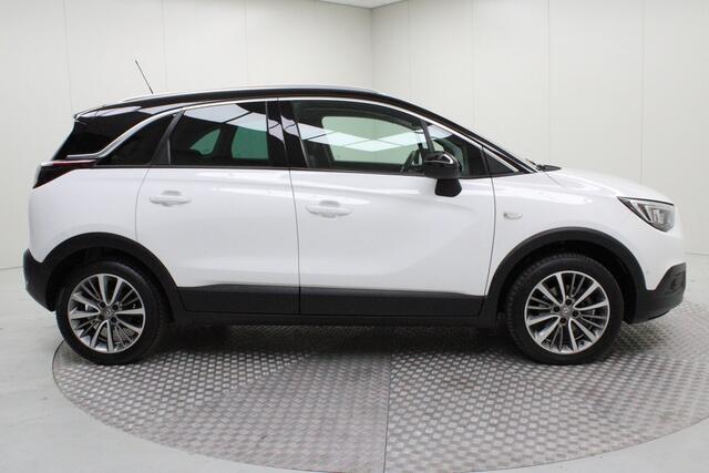 Opel Crossland X 1.2 Turbo innovation (130 pk) | climate | navi | dode hoek | pdc v/a+camera | elektr. inklapbare spiegels | stoel ,stuur en voorruit verwarming | carplay | cruise | bluetooth