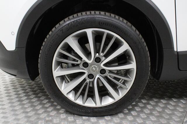 Opel Crossland X 1.2 Turbo innovation (130 pk) | climate | navi | dode hoek | pdc v/a+camera | elektr. inklapbare spiegels | stoel ,stuur en voorruit verwarming | carplay | cruise | bluetooth