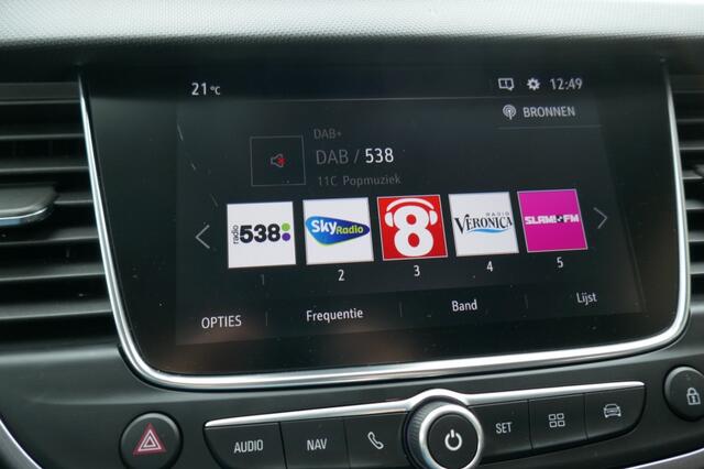 Opel Crossland X 1.2 T. INNOVATION 110PK / NAVI / TREKHAAK / APPLE CARPLAY