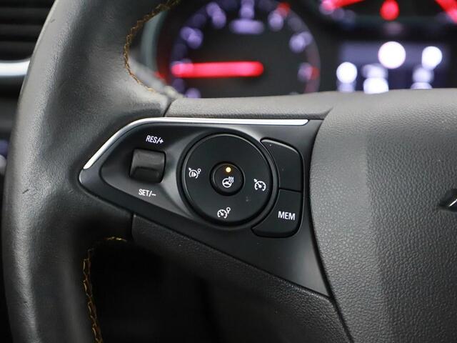 Opel Crossland X 1.2 Turbo Automaat Innovation + Winterpakket/Agr/ Trekhaak/Ecc/Camera/Led/H.Leder/Navigatie/CarPlay/Voorruitverw.
