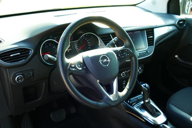 Opel Crossland X 1.2 110pk Turbo Innovation Bi-Tone, Navi, Clima, Cruise, Stoel&StuurVerw, 16"LMV