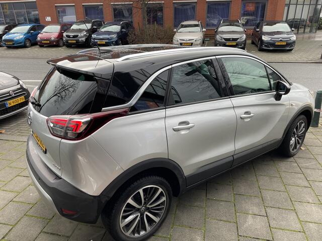 Opel Crossland X 1.2 T. Innovation/navi/led/pdc/automaat