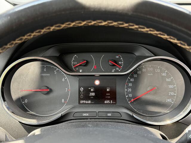 Opel Crossland X BWJ 2019 | 1.2 83PK Online Edition | TREKHAAK | NAVIGATIE | CLIMA | PDC | CARPLAY | CRUISE | LICHTMETAAL |