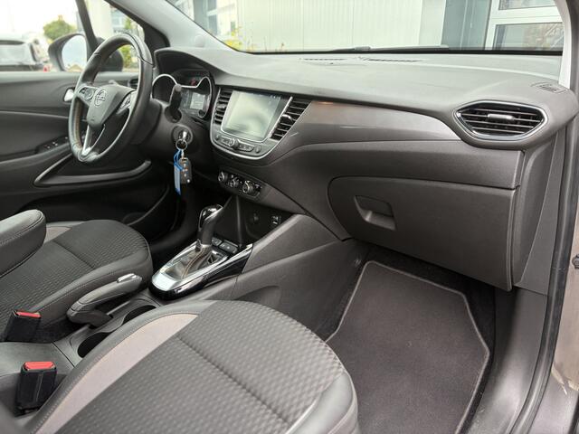 Opel Crossland X 1.2 Turbo Innovation 110pk | Automaat | Nieuwe distributieriem | Achteruitrijcamera | Apple Carplay/Android Auto | Cruise control | Navigatiesysteem full map | Parkeersensor voor en achter | Trekhaak met afneembare kogel | Voorstoelen verwarmd | Zeer nett
