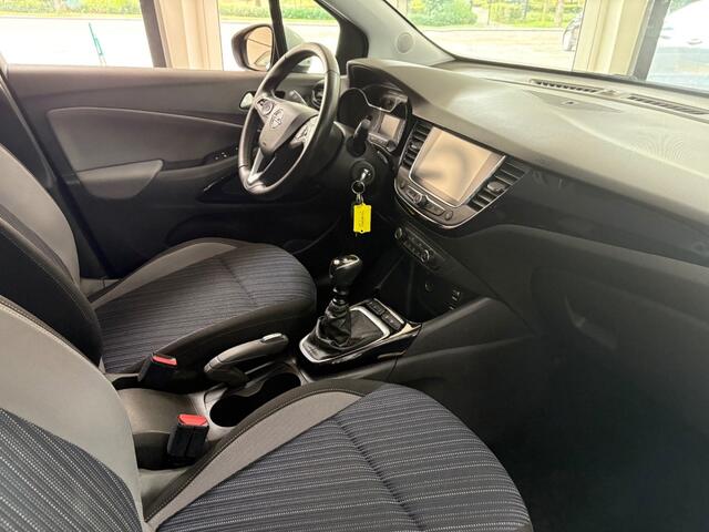 Opel Crossland X 1.2 T Navigatie Airco Trekhaak Apple Android