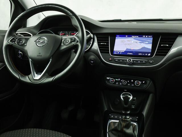 Opel Crossland X 1.2 Turbo Innovation (APPLE CARPLAY, GROOT NAVI, CLIMATE, 360 CAMERA, STUUR/STOELVERWARMING, SPORTSTOELEN, GETINT GLAS, CRUISE, NIEUWSTAAT)