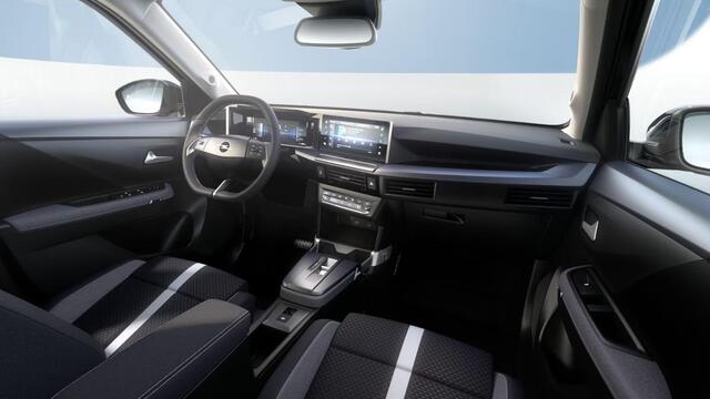 Opel FRONTERA Electric GS 44 kWh | Navigatie | Climate Control | 130° Camera | Parkeersensoren voor & achter | Stoel, stuur & voorruitverwarming |