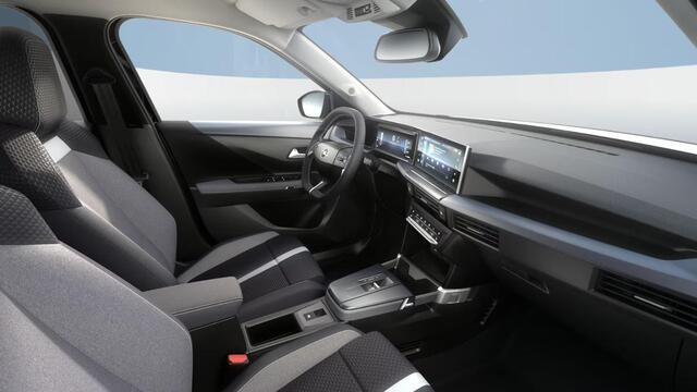Opel FRONTERA Electric GS 44 kWh | Navigatie | Climate Control | 130° Camera | Parkeersensoren voor & achter | Stoel, stuur & voorruitverwarming |