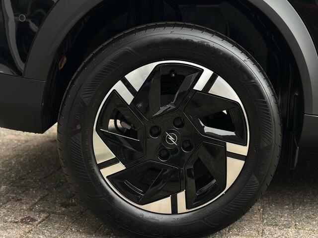 Opel FRONTERA 1.2 Turbo Hybrid GS 145PK Navi/Camera /stoel+stuur en Voorruitverwarming.