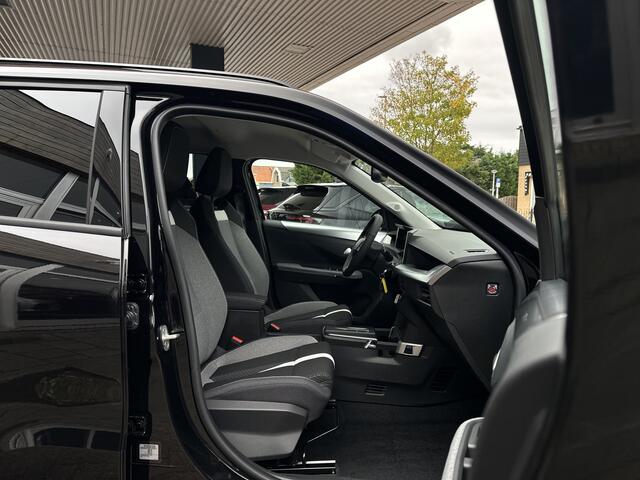 Opel FRONTERA 1.2 Turbo Hybrid GS 145PK Navi/Camera /stoel+stuur en Voorruitverwarming.