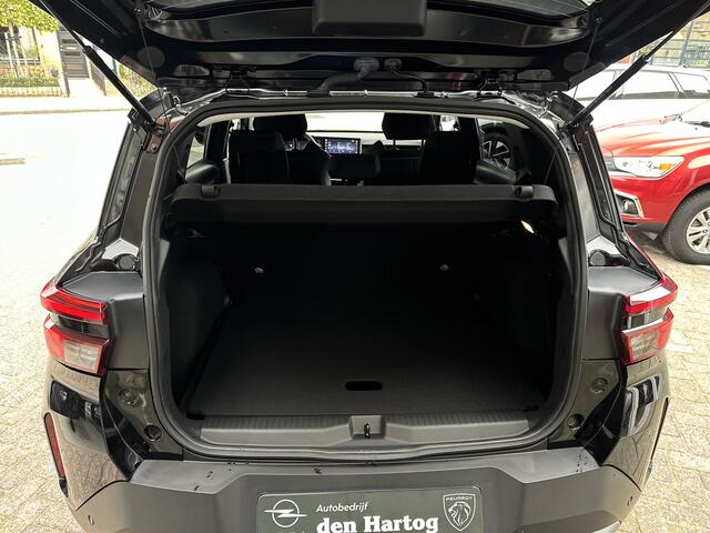 Opel FRONTERA 1.2 Turbo Hybrid GS 145OK Navi/Camera /stoel+stuur en Voorruitverwarming.