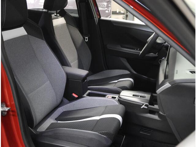 Opel FRONTERA Electric GS 44 kWh 113PK | 1ste eigenaar | AppleCarPlay/AndroidAuto | Armsteun | Navigatie | Cruise Control | Climate Control | FULL LED | Camera | Isofix | Privacy Glass | Two-Tone |