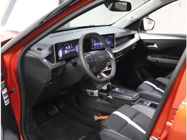 Opel FRONTERA Electric GS 44 kWh 113PK | 1ste eigenaar | AppleCarPlay/AndroidAuto | Armsteun | Navigatie | Cruise Control | Climate Control | FULL LED | Camera | Isofix | Privacy Glass | Two-Tone |