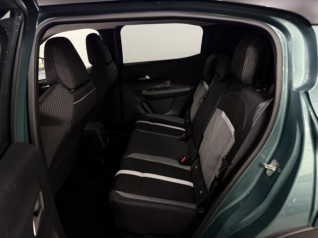 Opel FRONTERA 1.2 Turbo Hybrid GS 145PK Camera, Navi, Winterpakket, Cruise control, Rijstrook correctie, Virtual desk, Apple carplay, 2 jaar garantie