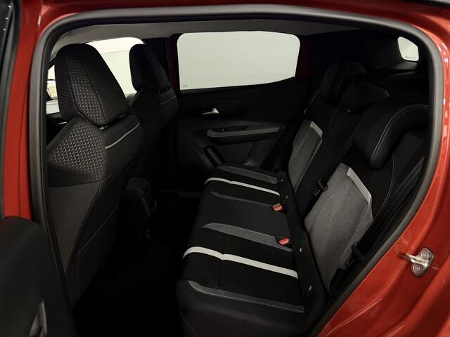 Opel FRONTERA 1.2 Turbo Hybrid GS 110PK Camera, Navi, Winterpakket, Cruise control, Rijstrook correctie, Virtual desk, Apple carplay, 2 jaar garantie